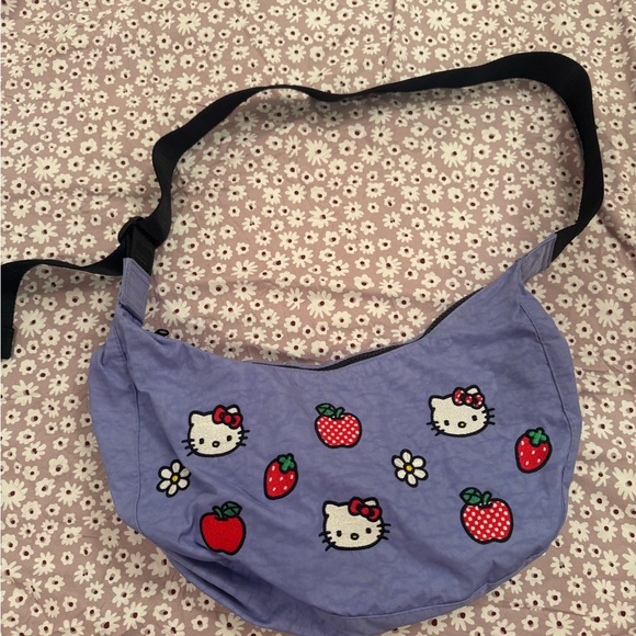 BAGGU Handbags - Hello Kitty Baggu Lavender Strawberry Bag